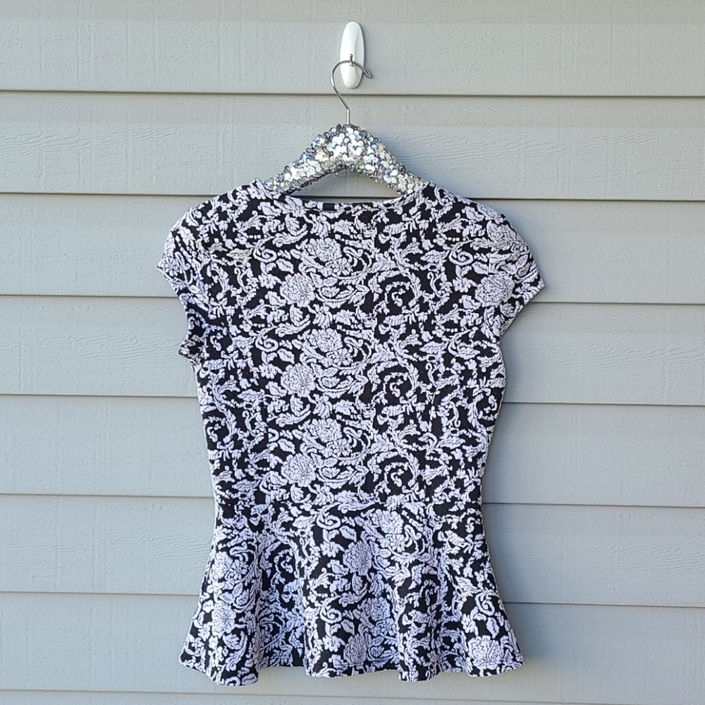 Maurices Floral print peplum top - Picture 4 of 4